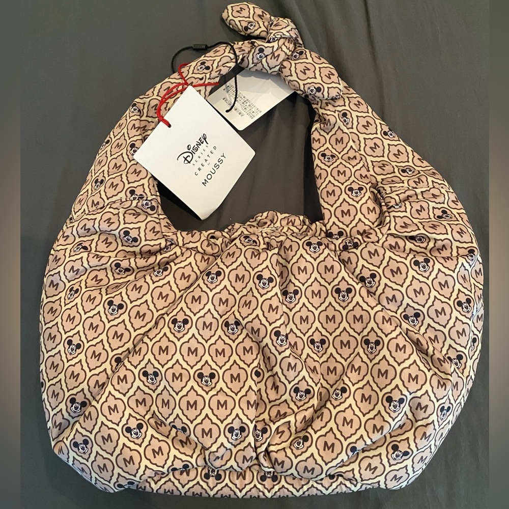 Moussy handbag